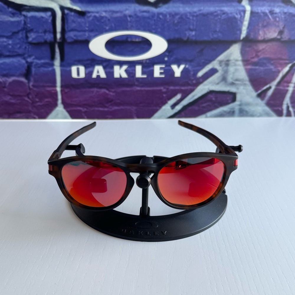 Oakley Latch Sunglasses - Picture 2 of 3